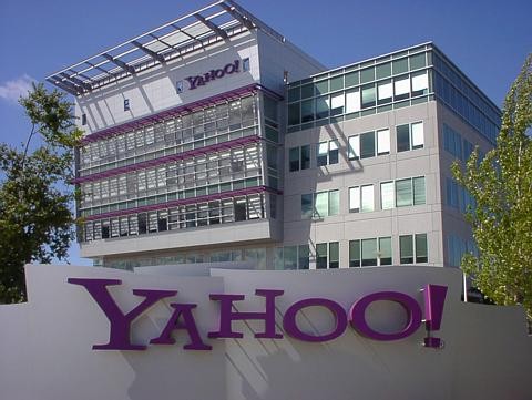Yahoo! 擬出售核心互聯網業務和亞洲資產。消息指，要求買家兩星期內報價，4 月 11 日截標。