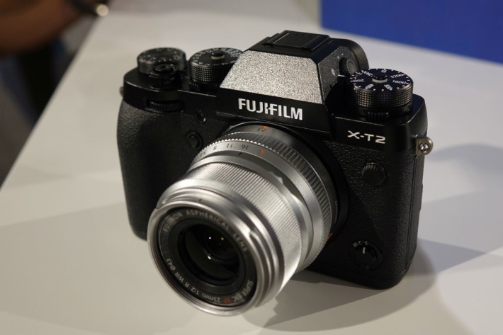 Fujifilm X-T2_23_front