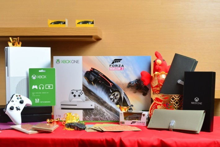 目前預訂《Froza Horizon 3》Xbox One S 主機套裝的話，更可以獲得林寶堅尼 Centenario 的跑車模型及4 款跑車的下載碼。