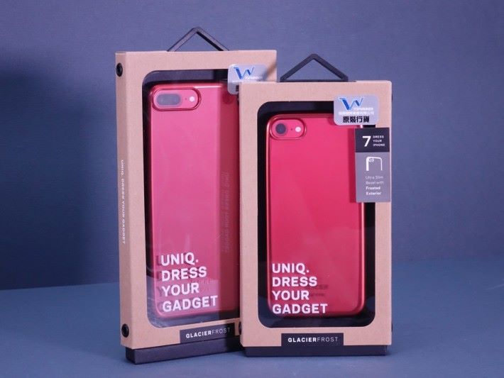 Uniq 特別為紅色 iPhone 而設計的機套。