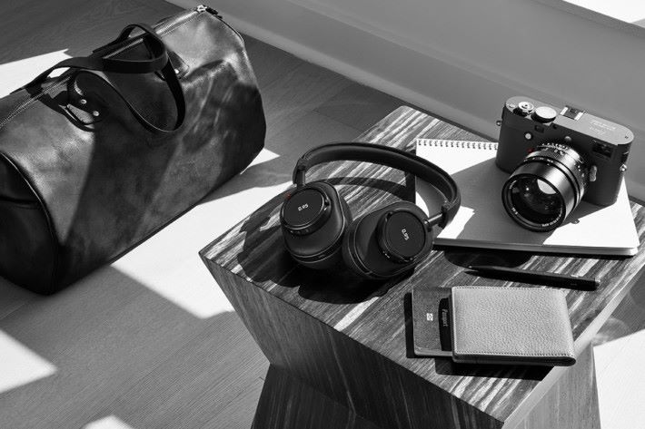 Leica X Master & Dynamic 推出耳機系列「0.95」