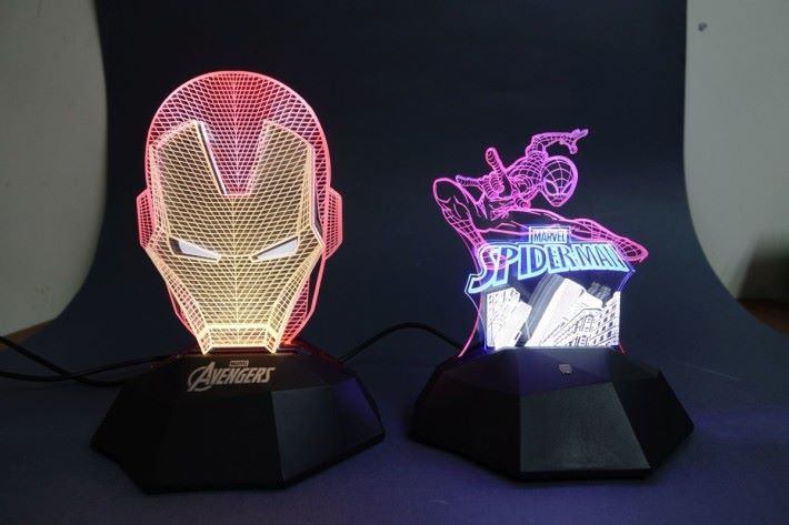Ironman 與蜘蛛俠 3D 立體燈