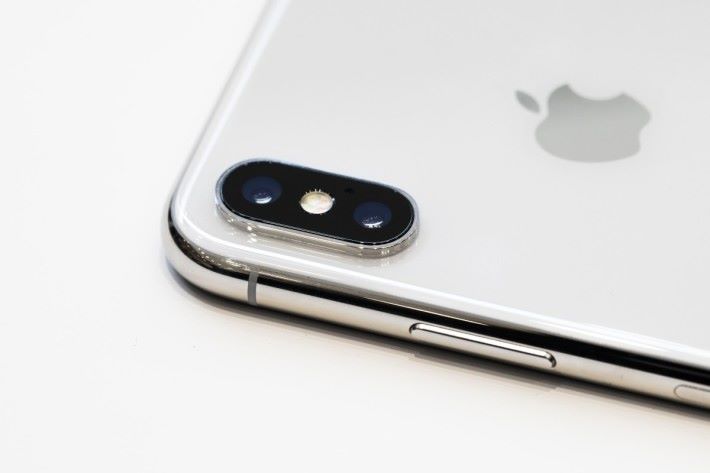 Apple 表示 iPhone X 的訂購獲得破紀錄的 550萬部