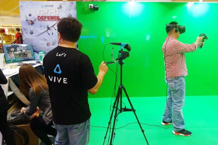 參加者可以參與各種 VR 虛擬實境遊戲。