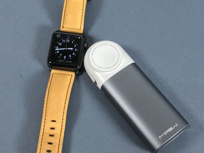 專為 Apple Watch 及 iPhone 而設計的 POWER TUBE 6000