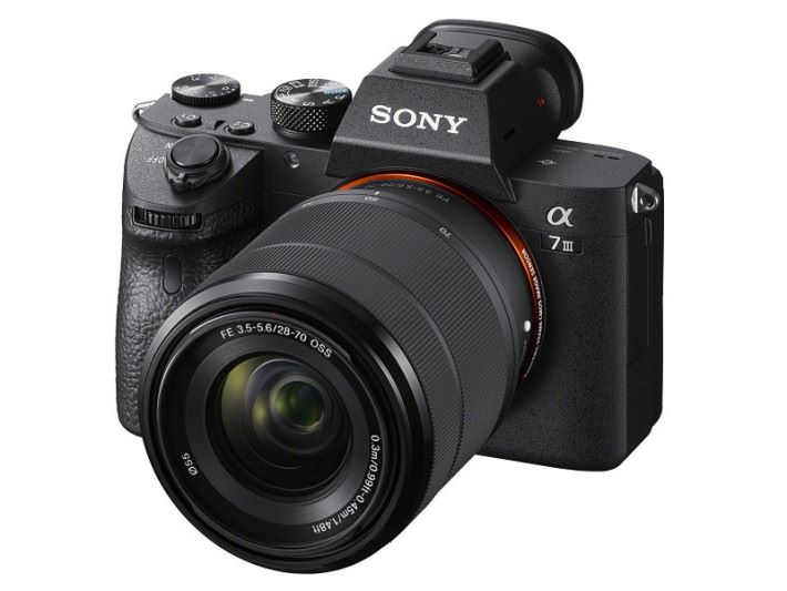 Sony 發表最新全片幅相機 A7III