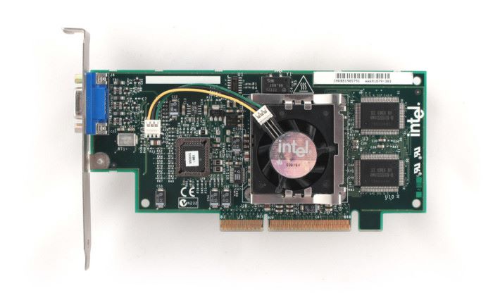 繼 20 年前的 i740 獨立 GPU 後，Intel 想重出江湖發展獨立顯示卡嗎？