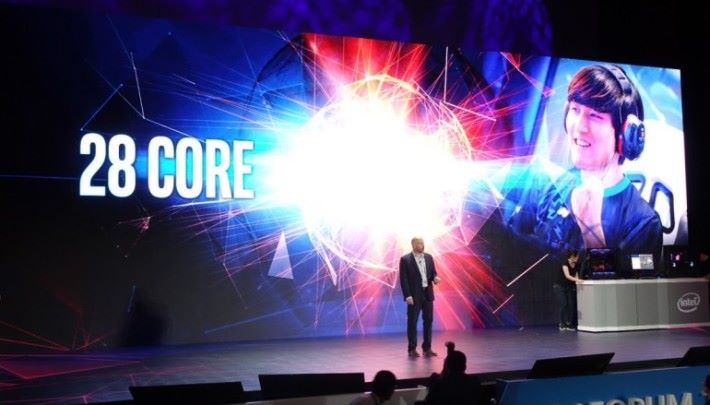 Intel 於 Computex 預告會發表 28 核心 CPU。