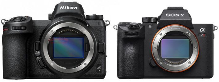 可見 Nikon Z 系列相機較 Sony A 系無反高身。