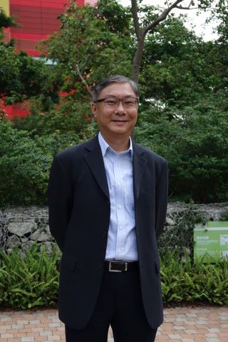 香港天文台科學主任林學賢博士表示天文台所發出的預測訊息，是經由大量數據運算及分析。