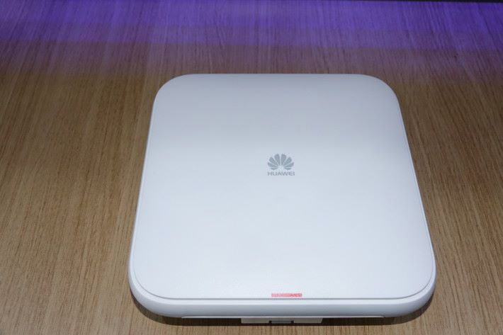 華為新推出 Wi-Fi 6 無線網絡接入點。