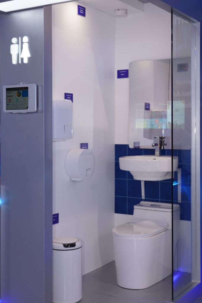 智能洗手間，利用大量感應器幫助清潔及管理廁所。