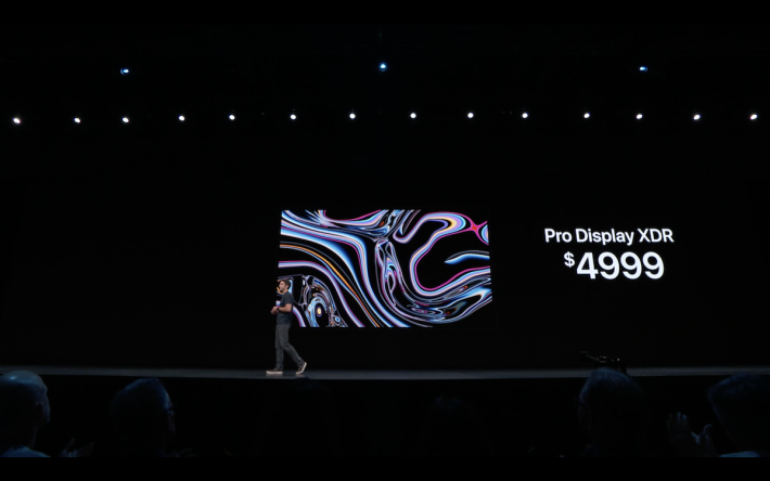 Pro Display XDR 基本售價為 4,999 美金，但不連支架部分，購買時記得要注意。
