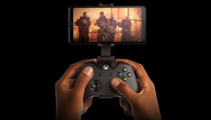 透過 Project xCloud 遊戲串流，玩家只要有一部手機和無線手掣，就可以暢玩 Xbox 遊戲。