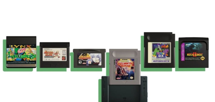 除了直接支援 Game Boy 、 Game Boy Color 和 Game Boy Advance 遊戲匣帶外，還可透過另售的轉接器對應 Game Gear 、 NeoGeo Pocket Color 等遊戲機匣帶。