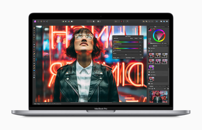 2020 版 MacBook Pro 換上了 10 代 CPU ，圖像處理效能提升高達 80%