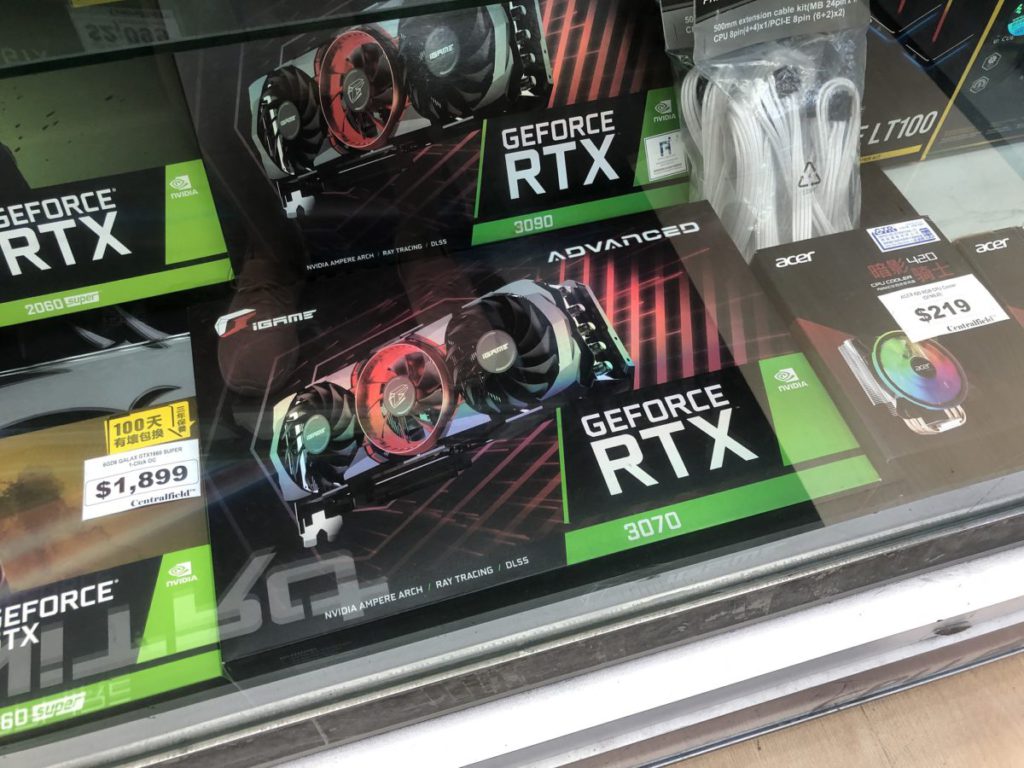 RTX 3070三風扇選擇比之前多，不過買卡也要留意設計；有部分顯示卡設計是沒有雙通道散熱。