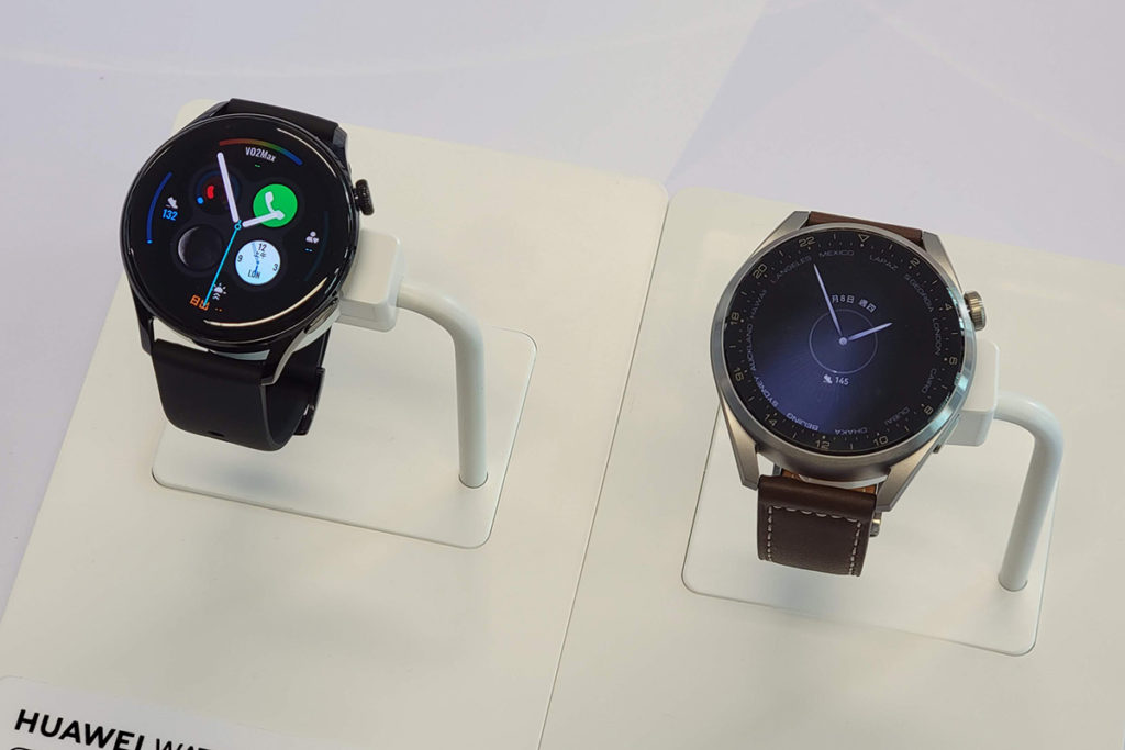HUAWEI Watch 3 Pro 及 HUAWEI Watch 3 ，兩者均採用大曲率 3D 玻璃及 1.43 吋 AMOLED 屏幕， HUAWEI Watch 3 採用精鋼錶身而 HUAWEI Watch 3 Pro 會採用鈦金屬錶身。 HUAWEI WATCH 3 系列首度加入有觸覺反饋功能的 3D 旋轉錶冠，而且支援 eSIM 提供獨立通訊功能。